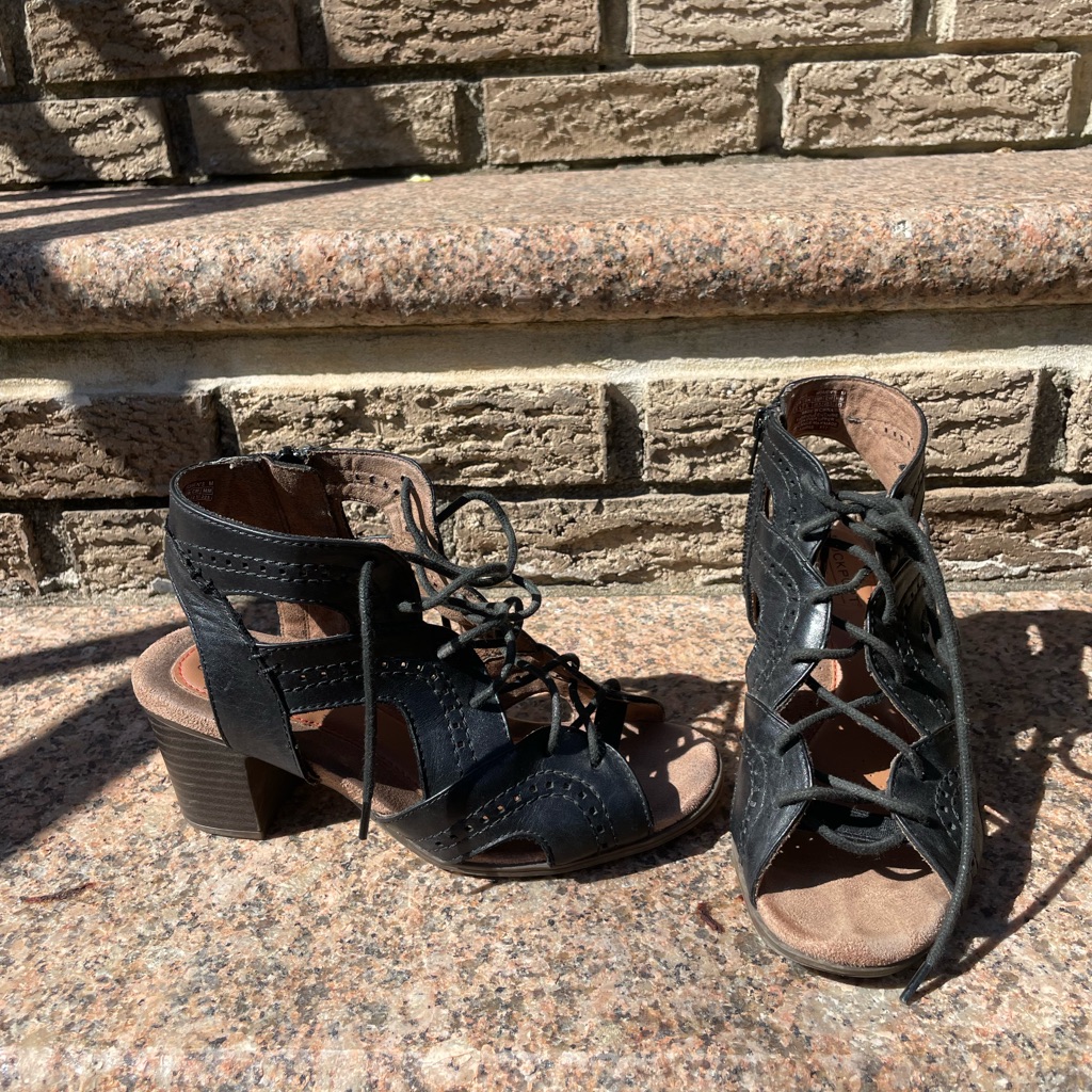 Rockport Cobb Hill Women's Hattie Open Lace Up Sandal, Cg9600 ( 5.5)